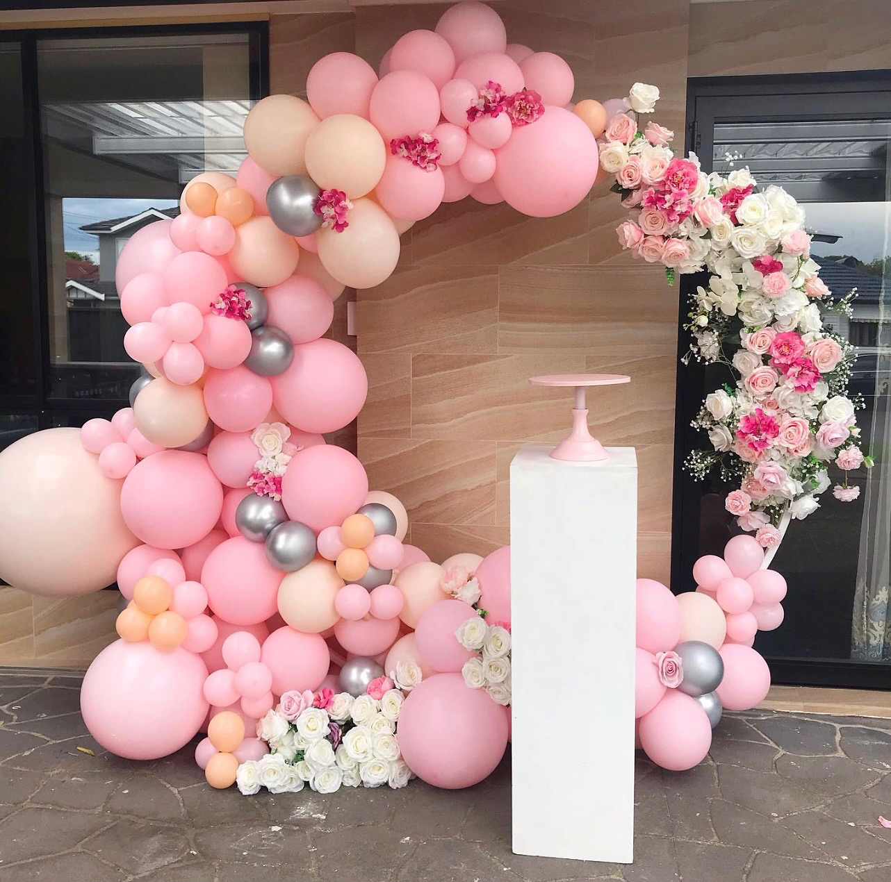 White Hoop Package - Image 2